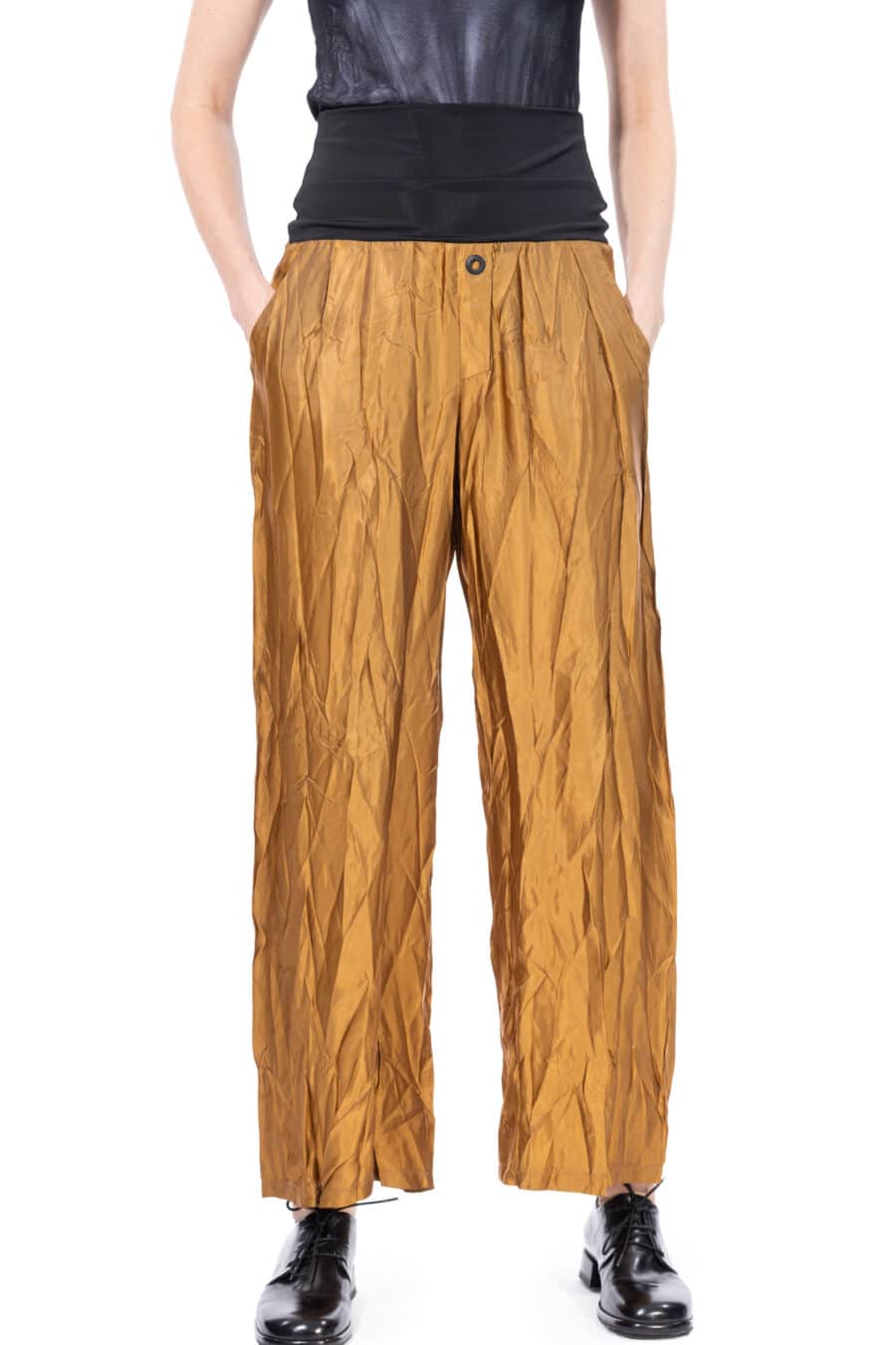 trousers with pleats 1