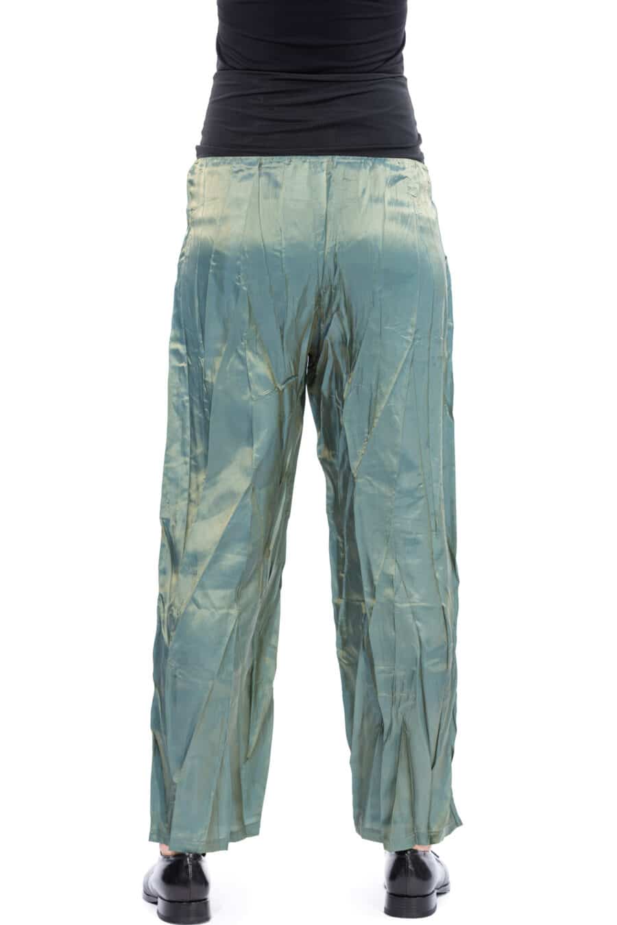 trousers with pleats 2