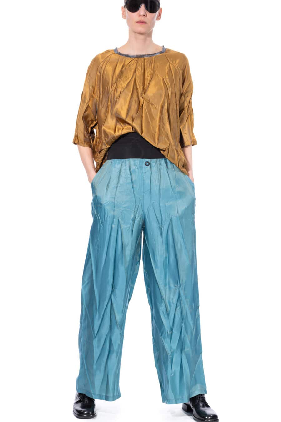 Blouse with pleats 3