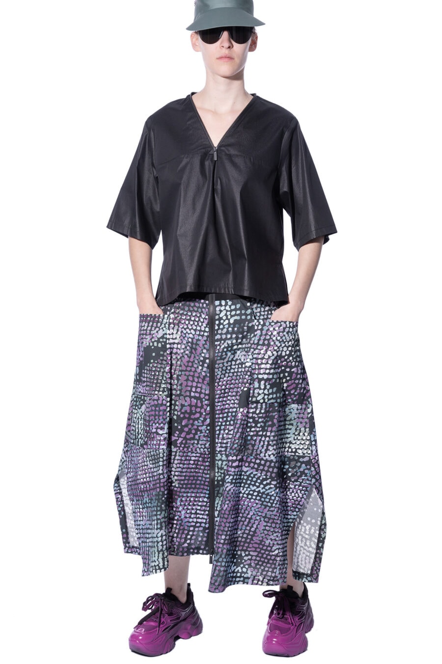 Blouse with zipper V-neck 3