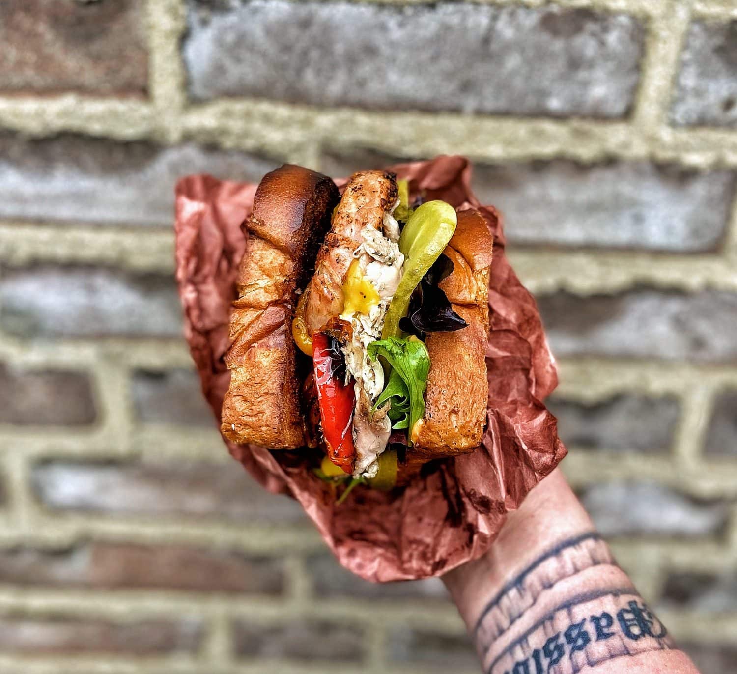 BBQ Sandwich met kippendijen