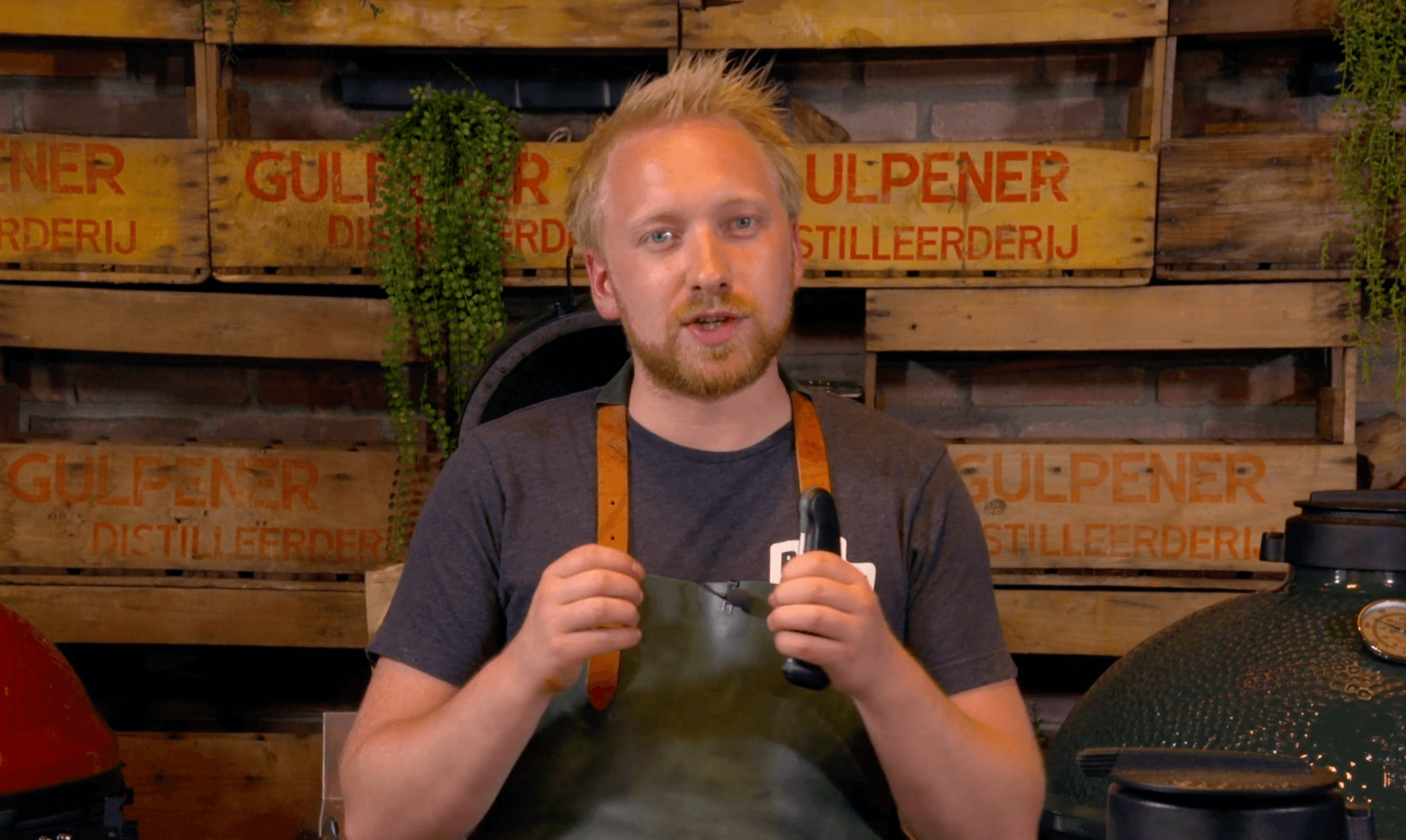 Longhaas caveman style met ansjovis pesto