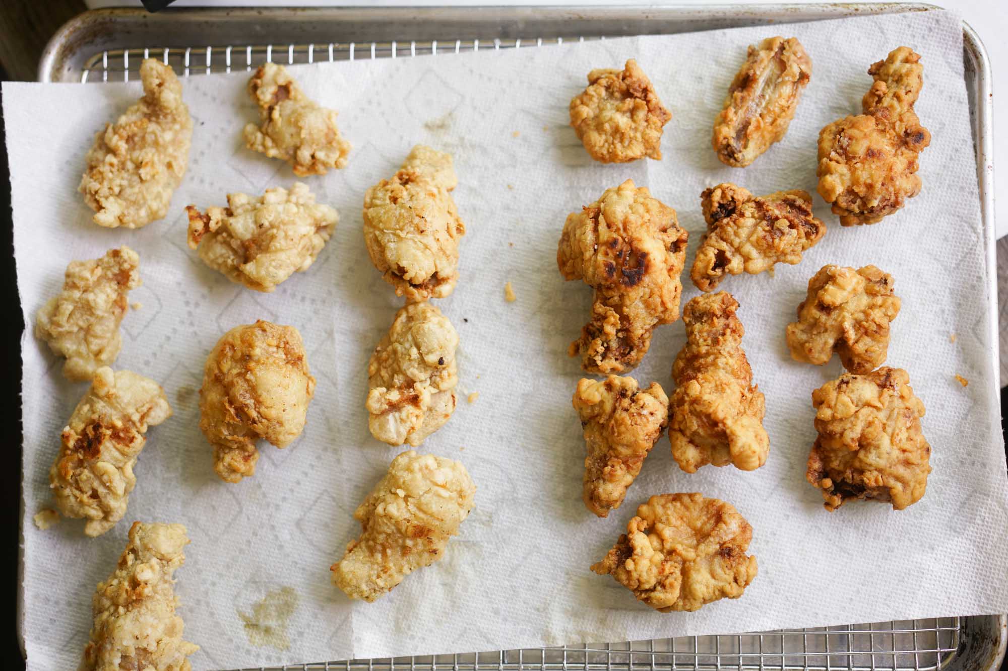 what makes korean fried chicken so crispy