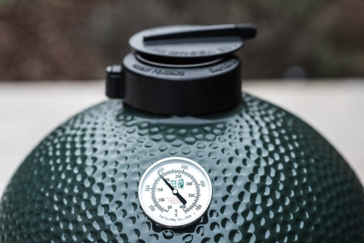 Temperatuur regelen en controleren in de kamado