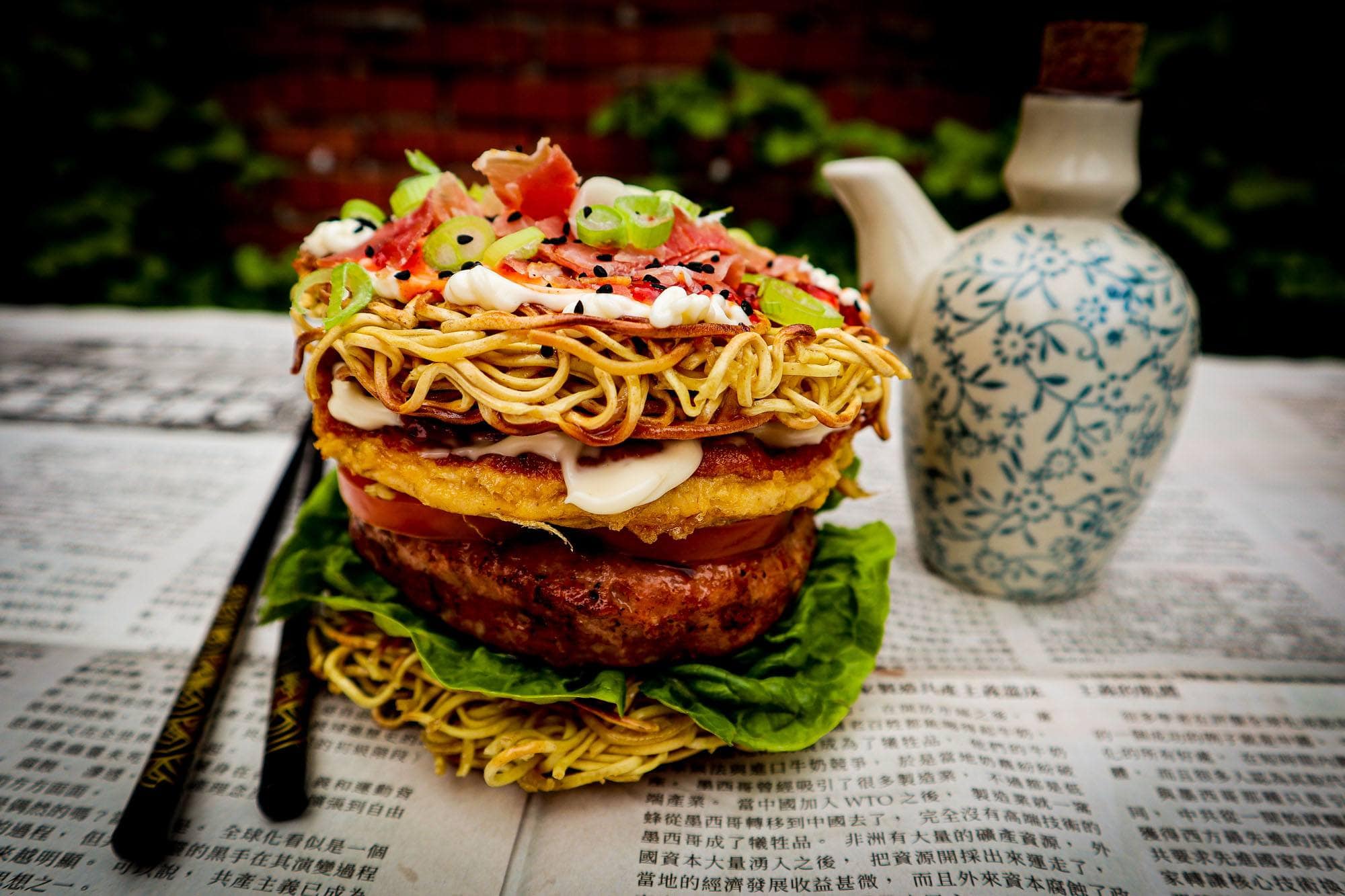BBQ ramen burger