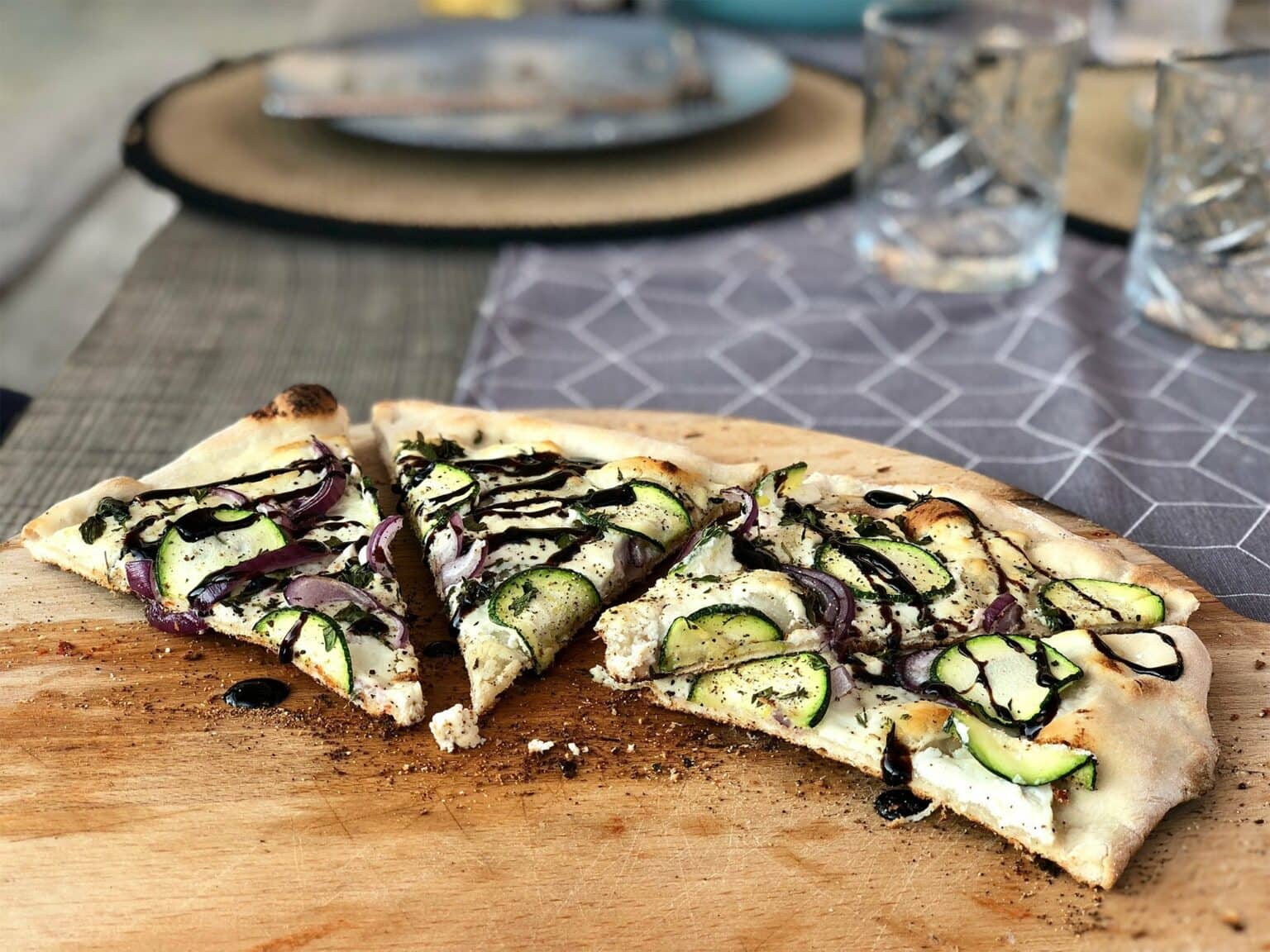 4x pizza anders: pizza bianco!
