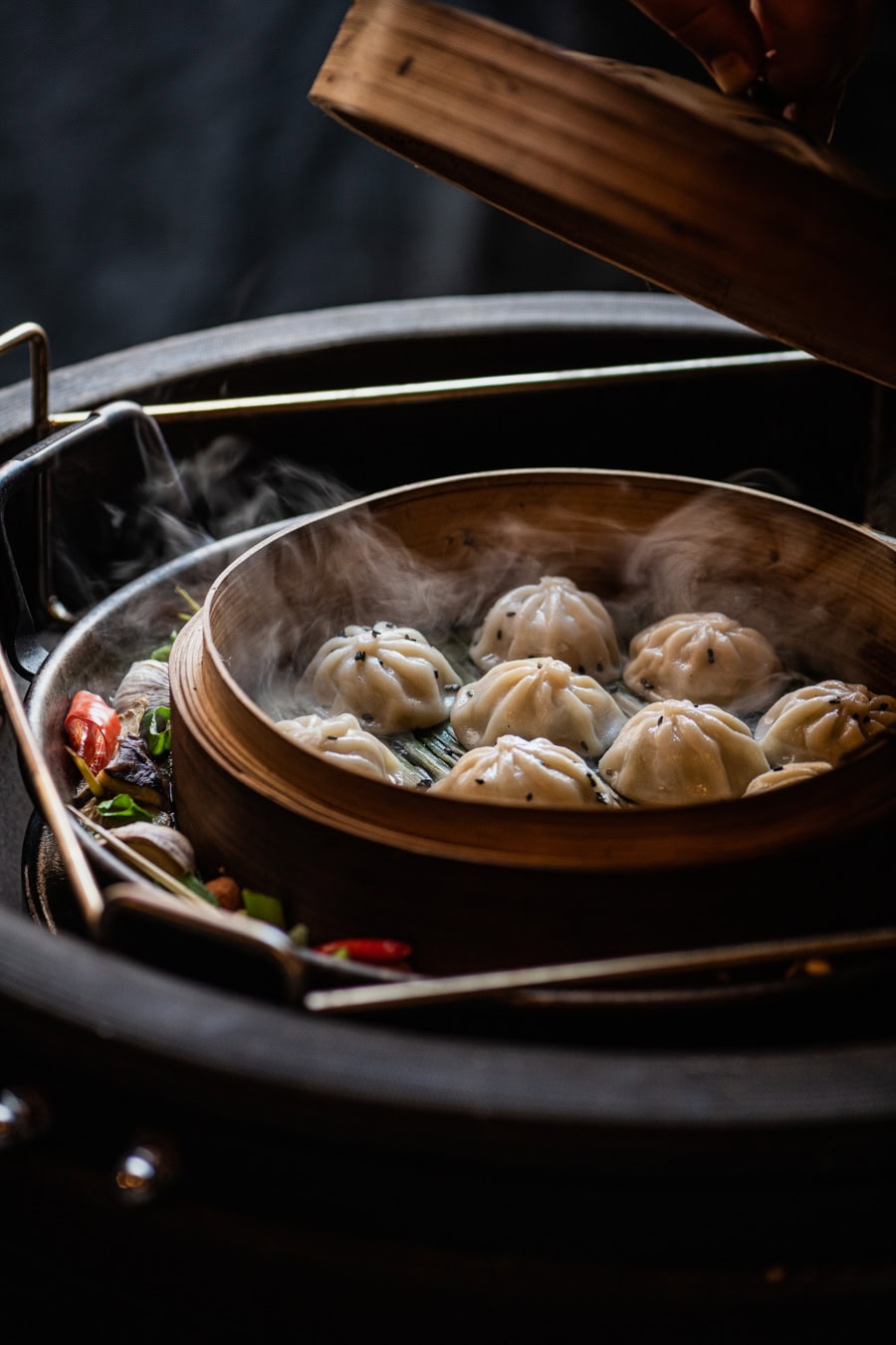 Gestoomde dumplings uit de BBQ