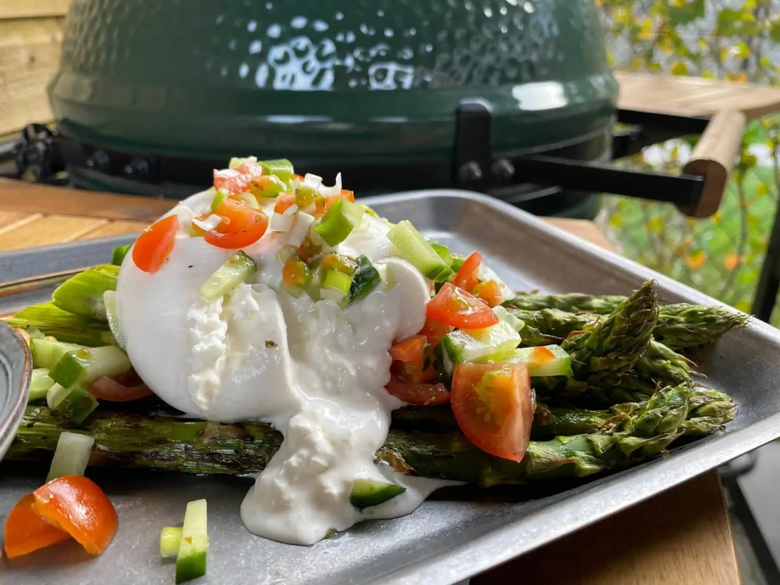 Gegrilde groene asperges