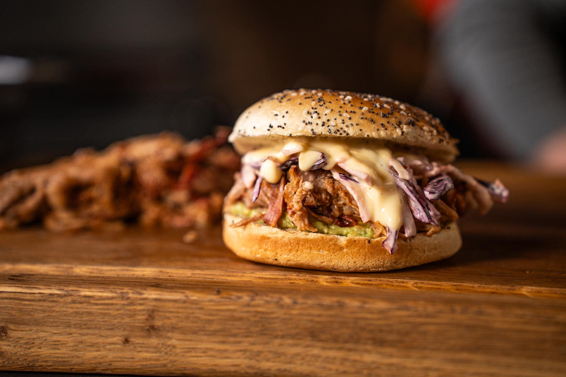 Wedstrijdstijl pulled pork burger