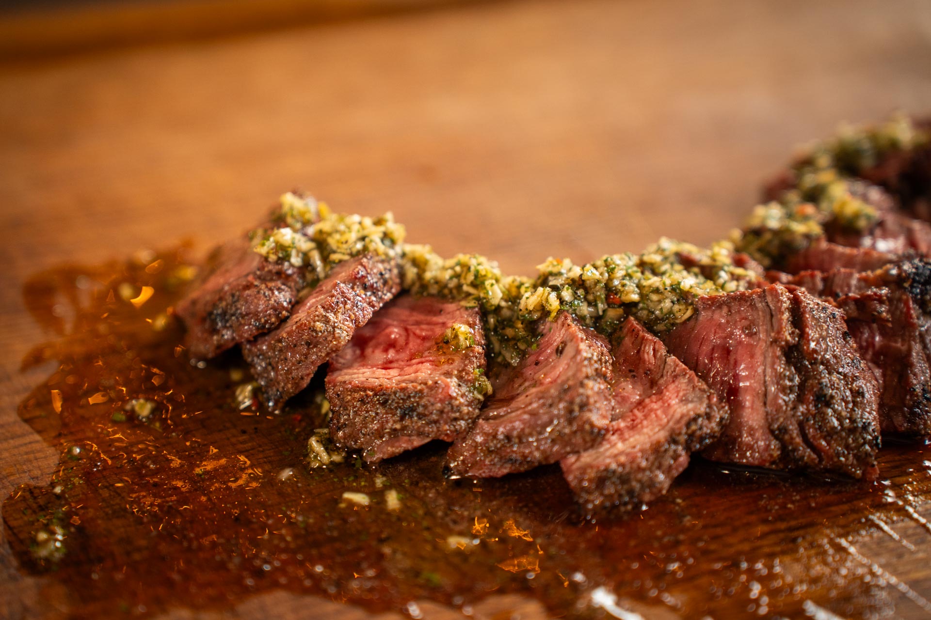 Bavette steak met snelle chimichurri