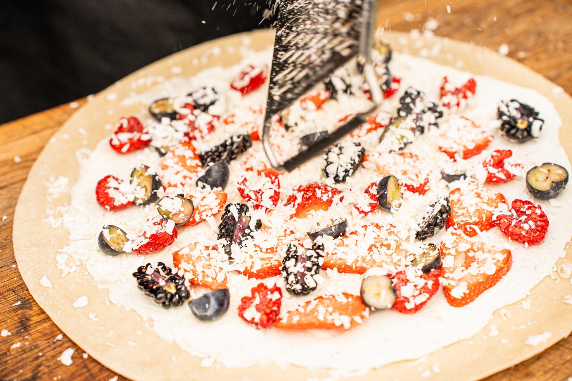 Zoete Flammkuchen met zomer fruit en mascarpone