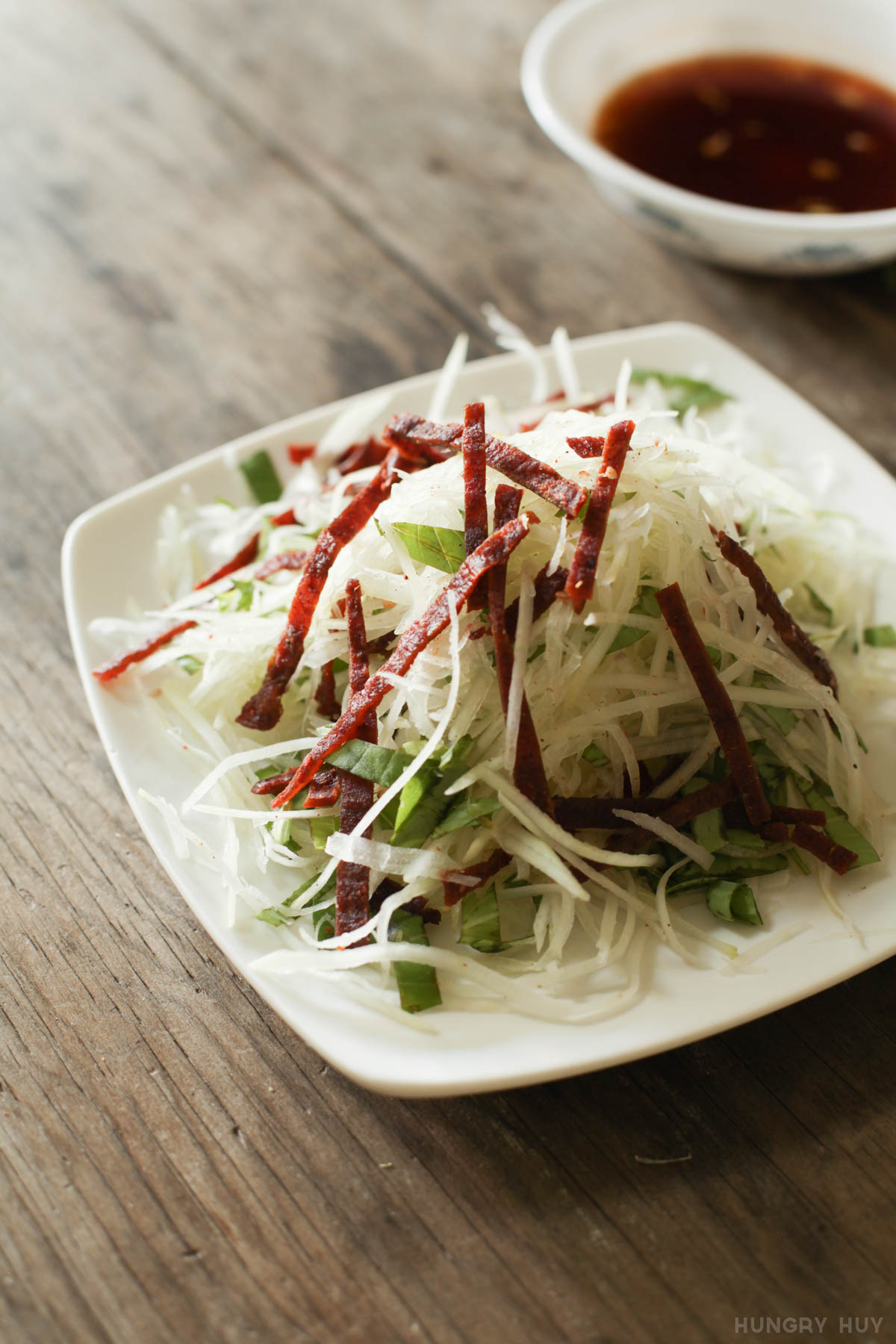 vietnamese green papaya salad dressing w/ Beef Jerky cambodian papaya salad