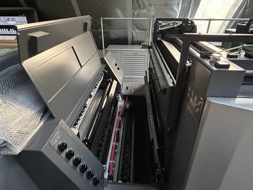 GEW's LeoLED on Triada's RMGT press.