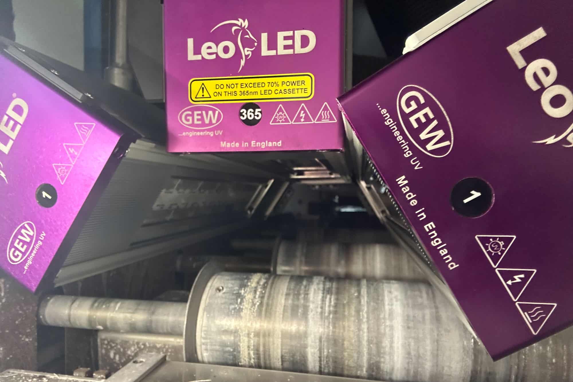 LeoLED on a wood coating application