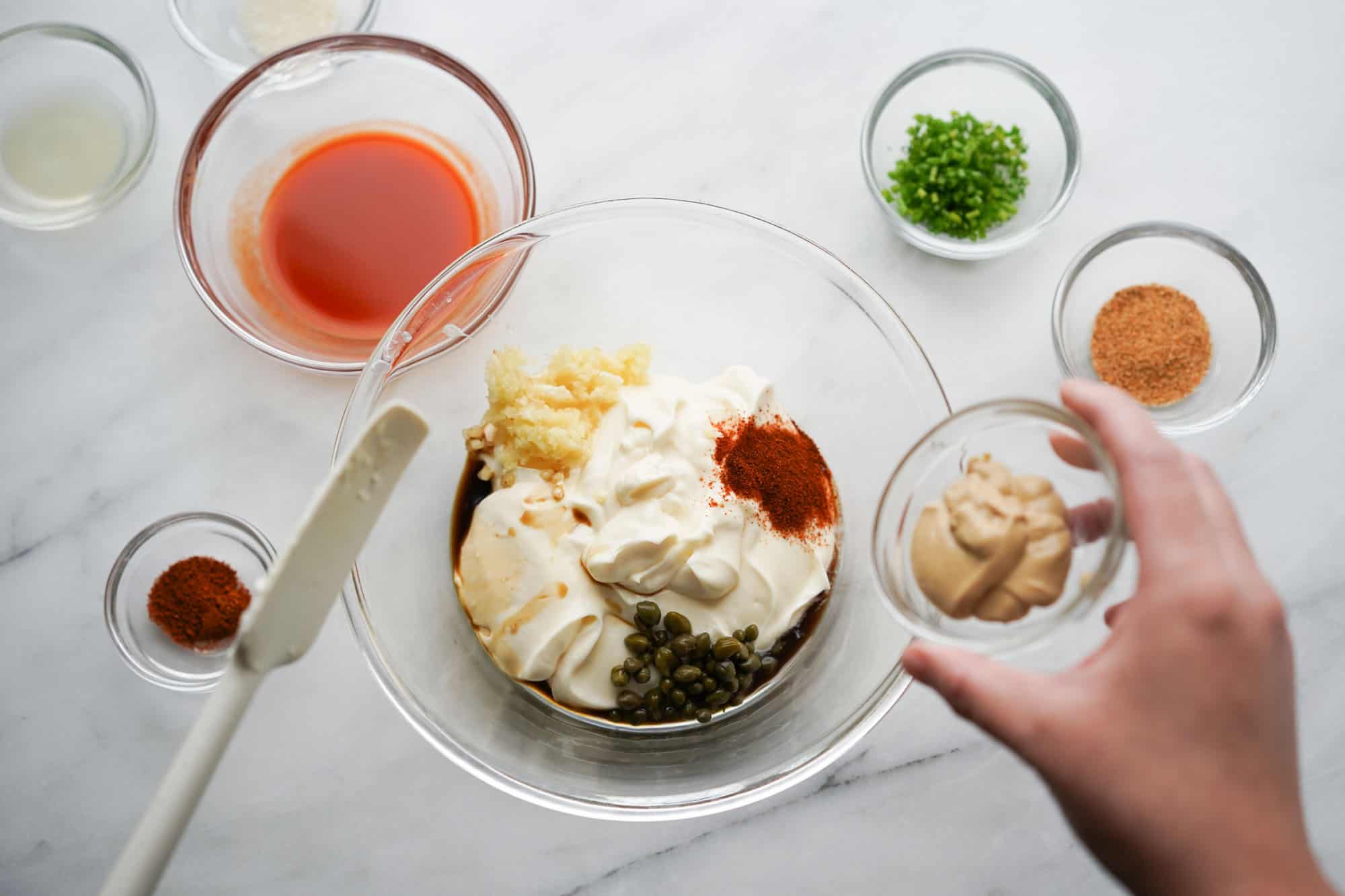 what is the best sauce to eat with crab