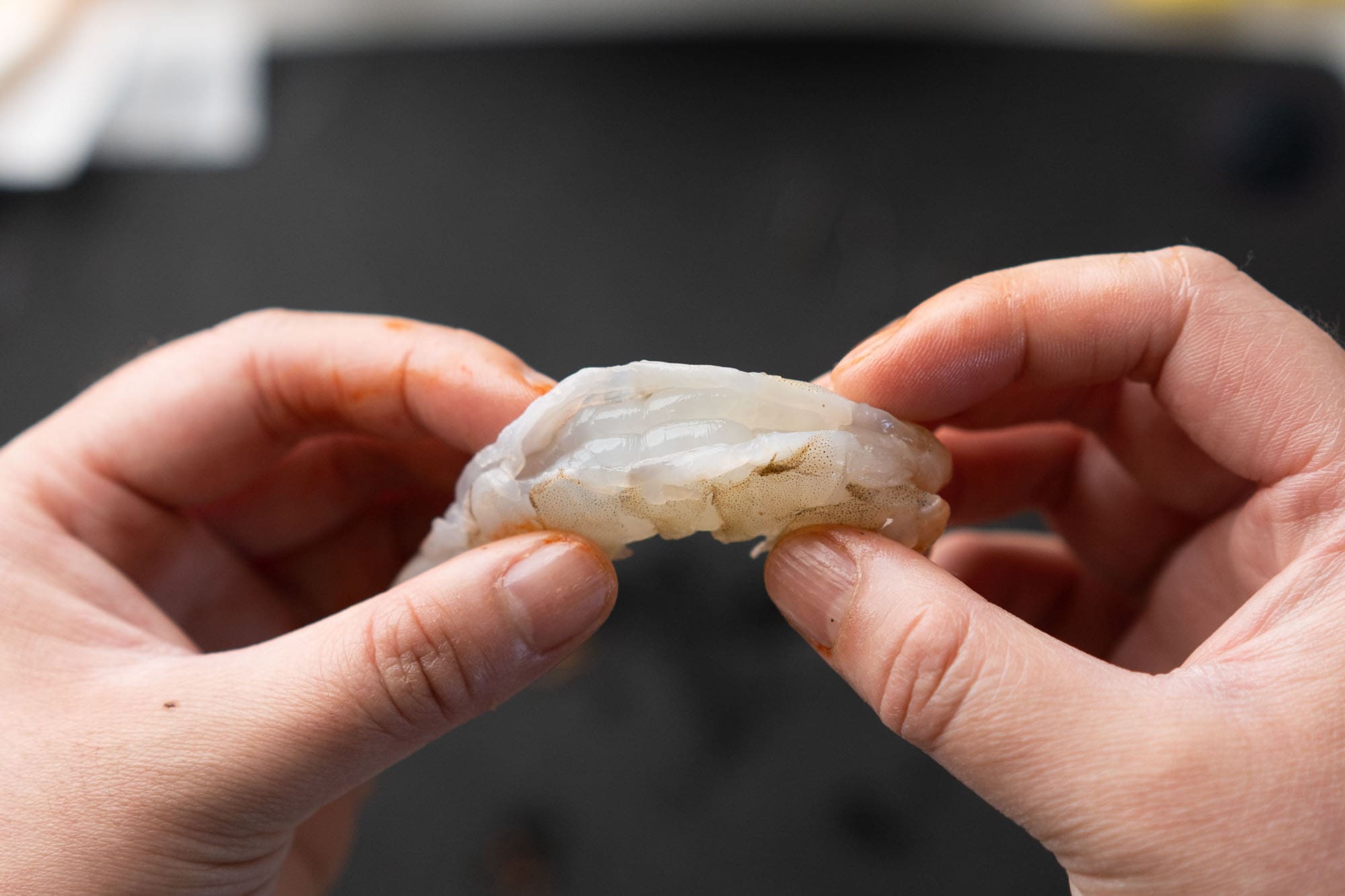 how to peel shrimp with heads