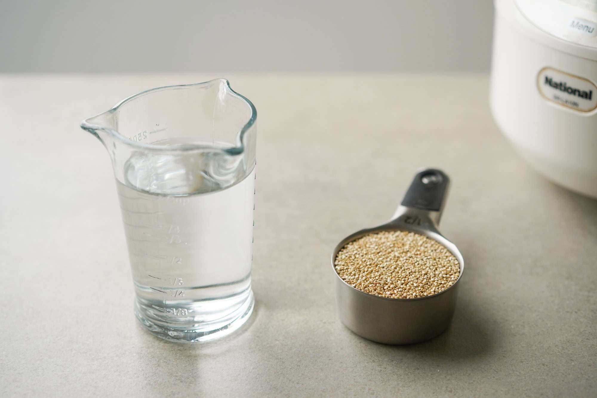 How To Cook 1 Cup Quinoa In Rice Cooker? Easy & Perfect Guide