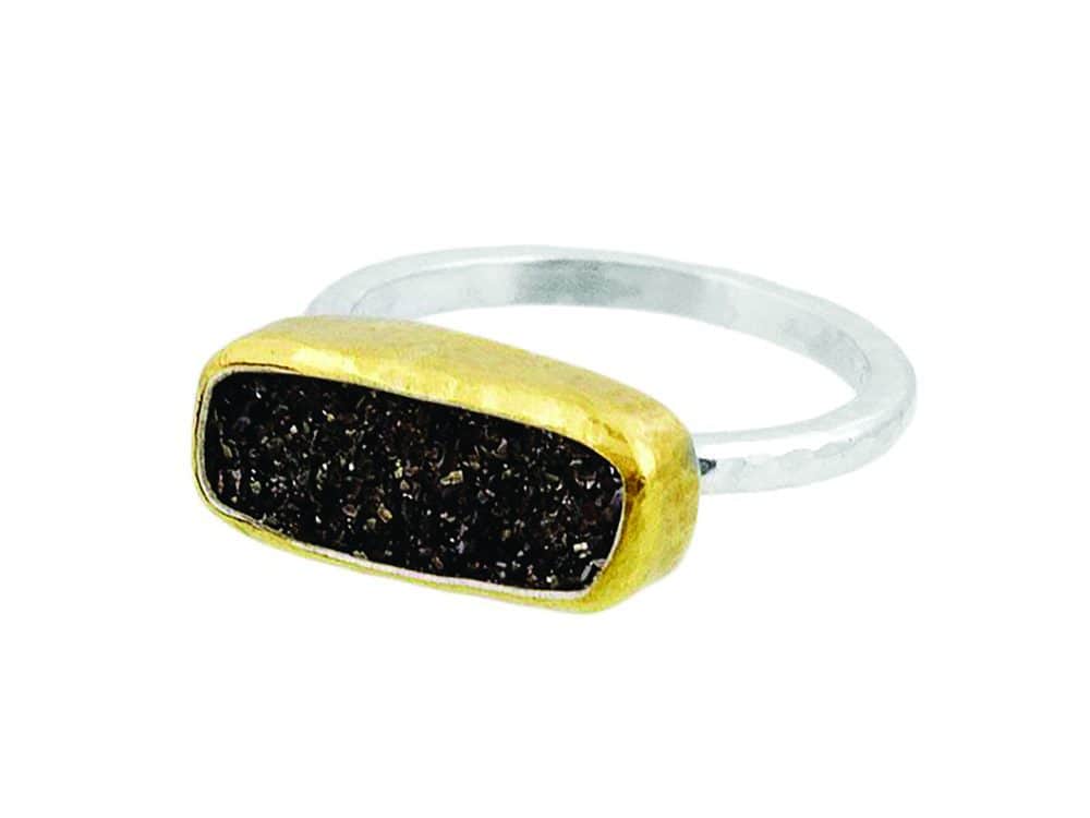 Ring in the New: Seattle Jewelers Are Breaking With Tradition Ring in the New: Seattle Jewelers Are Breaking With Tradition
