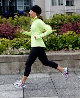 Tips from Kelly Singer on Gearing Up for Jogging in the Rain