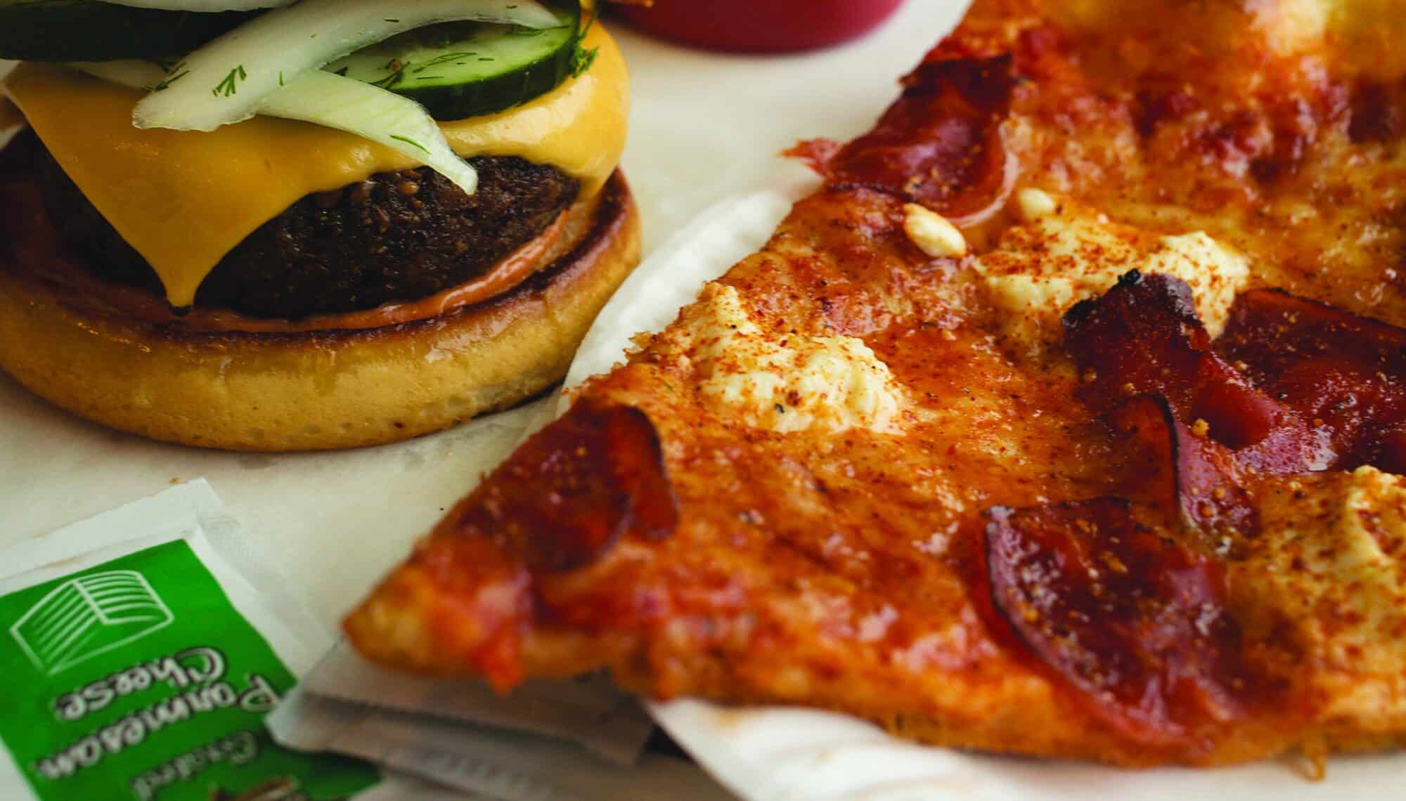 pizzaburgers_crop