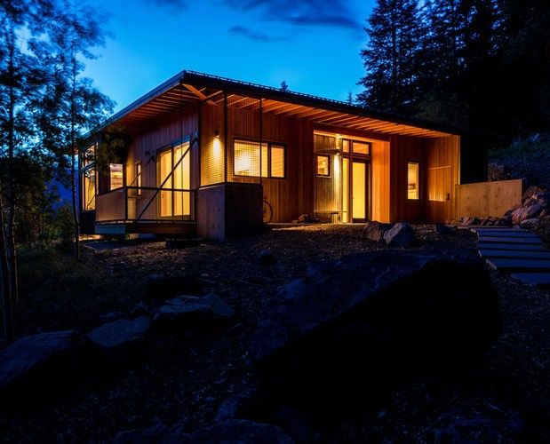 Mazama Mountain Cabin Makes a Cozy, Stylish Retreat: A Home Tour