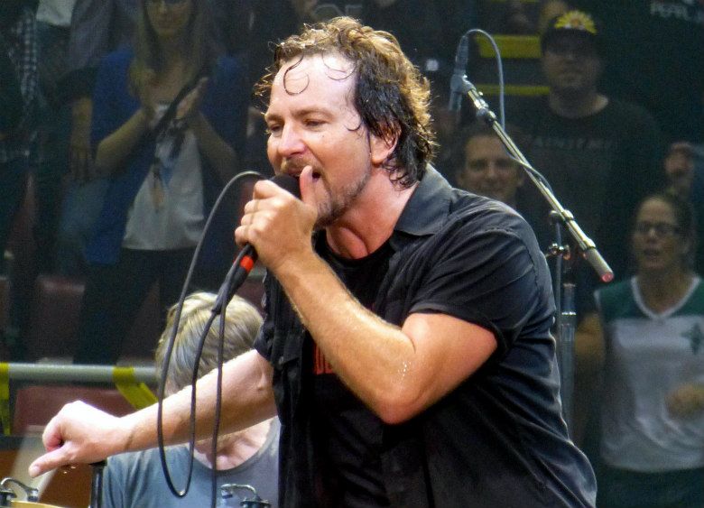 Eddie Vedder Opens Up About Chris Cornell’s Death During London Show