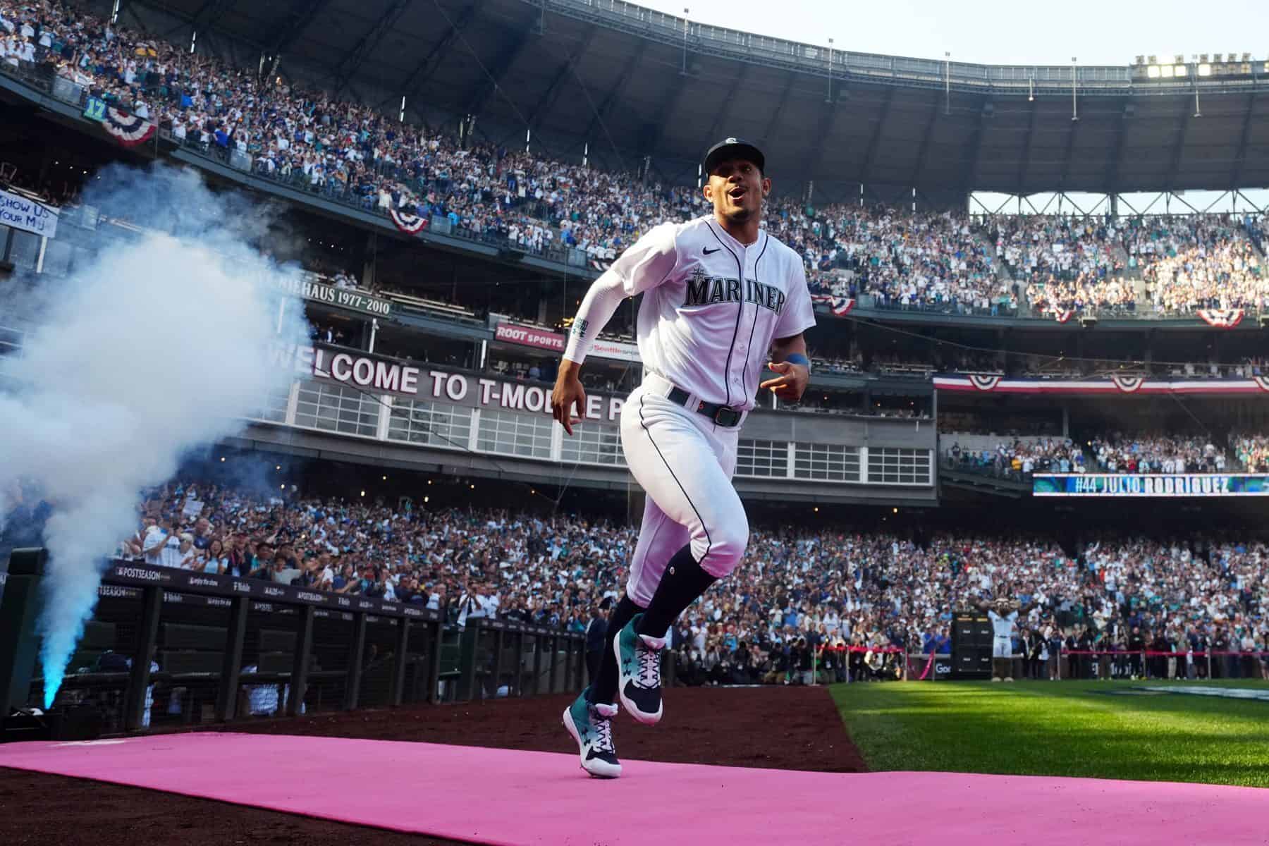 SEATTLE, WA - OCTOBER 15:  Julio Rodríguez #44 of the Seattle Mariners takes the field prior to the game between the Houston Astros and the Seattle Mariners at T-Mobile Park on Saturday, October 15, 2022 in Seattle, Washington.