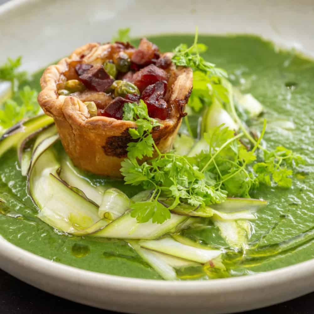 Restaurant Roundup: National Attention and a Sweet Detour