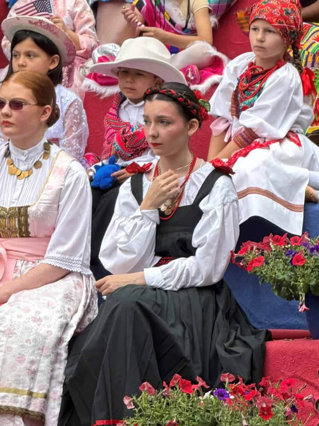 Naturalization Ceremony Croatian Performers