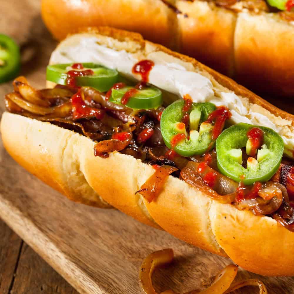 Restaurant Roundup: Seattle Dog and Gas Station Vindaloo