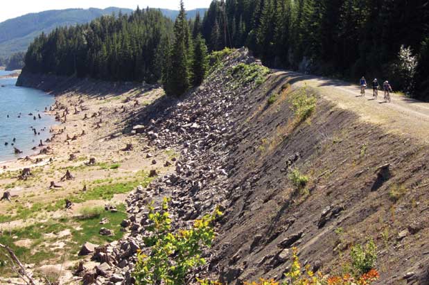 Bike Along The John Wayne Pioneer Trail
