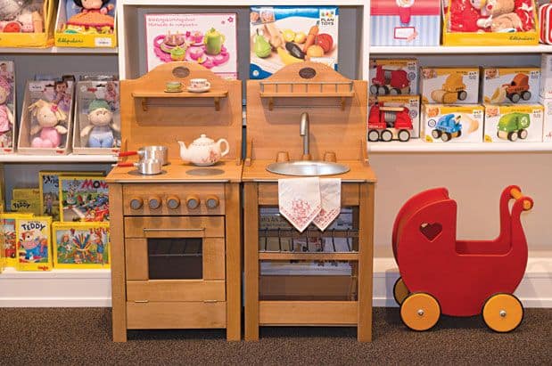 Modern Kids' Goods, Gifts and Gear at Wee Tots