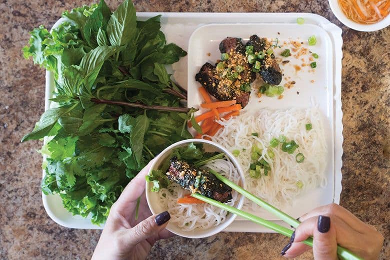 This Little Saigon Restaurant Nails Hard-to-Find Vietnamese Dishes