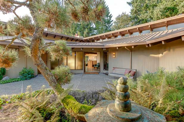 What's Wrong With This House: Broadview Contemporary