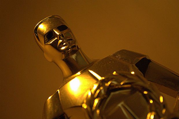 The Best Twitter Accounts to Follow During the 2014 Oscars