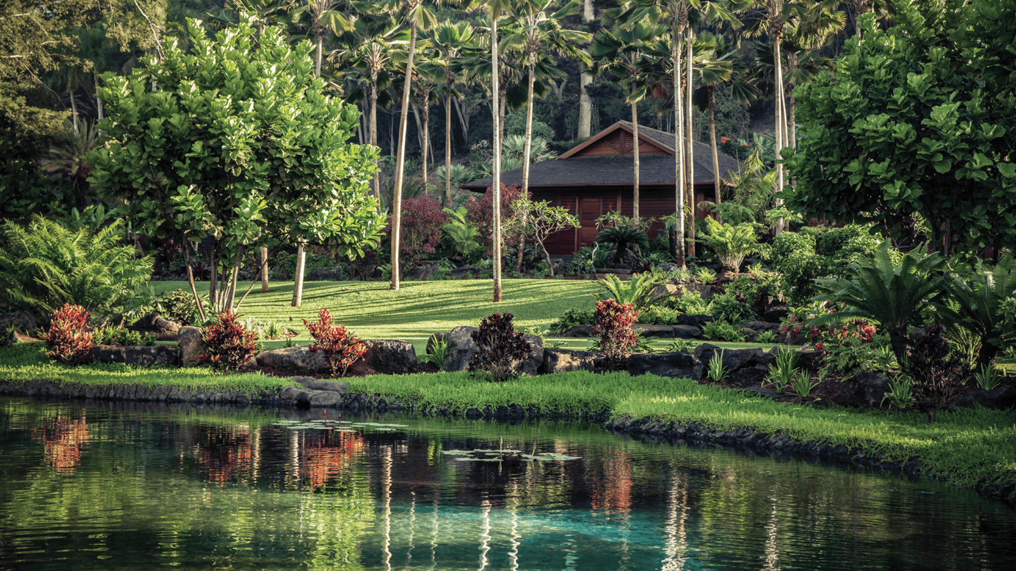 Enjoy the spa and fitness facilities at Sensei Lānaʻi