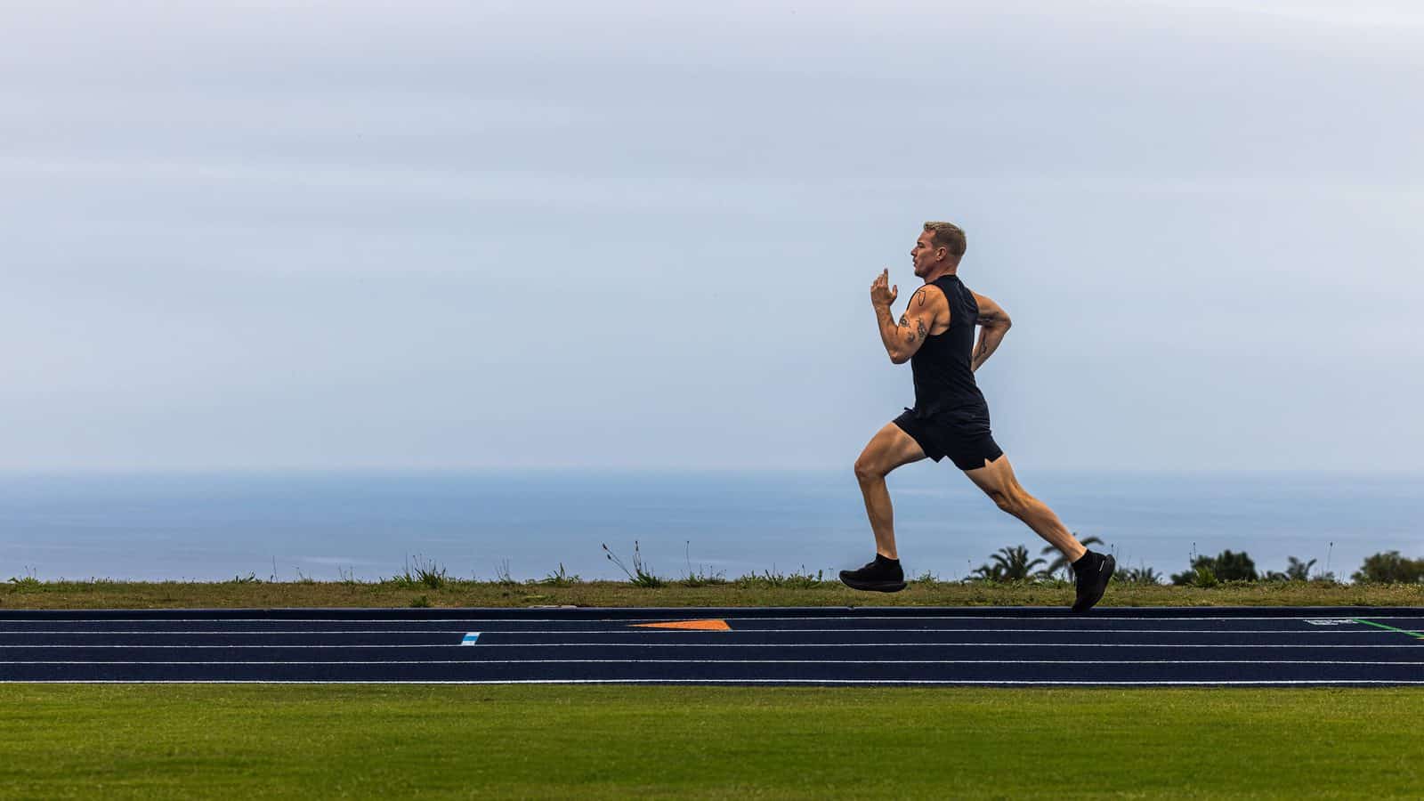 Shafik_Diplos-Run-Club_1600x900