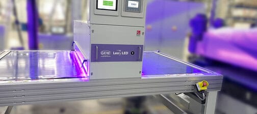 GEW的水冷式UV LED固化系统LeoLED应用于涂装线。