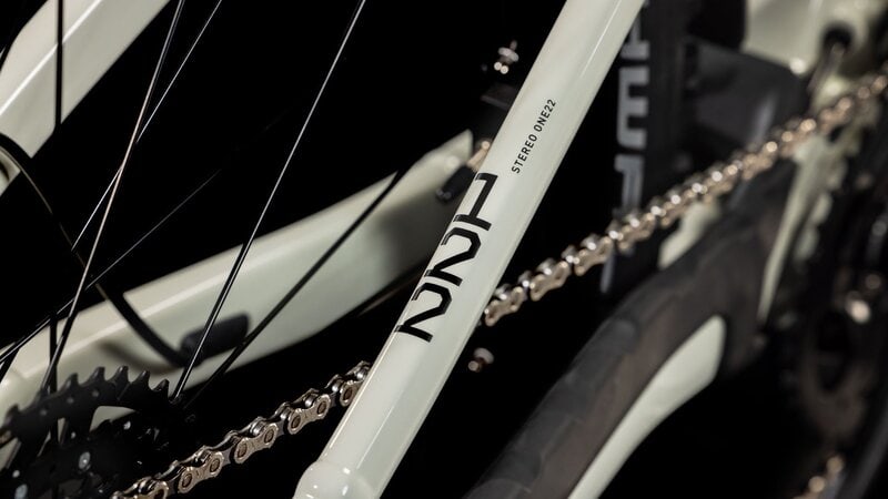 Cube Stereo Hybrid One22 Pro 800 Desertstone´n&#39;lack (2025)