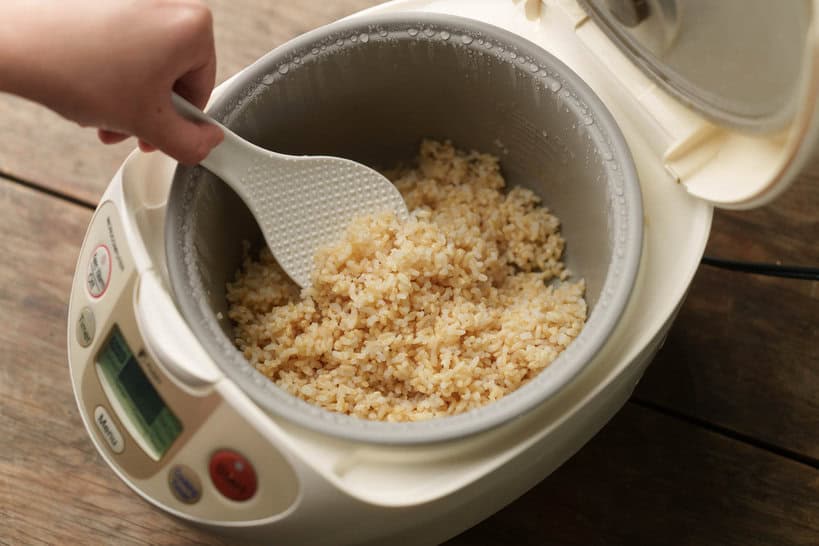 How to Prevent Rice from Sticking to Rice Cooker: Expert Tips