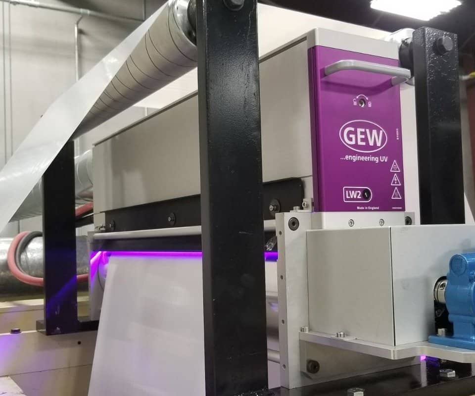 商业印刷照片使用GEW UV LED系统