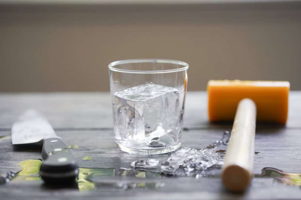 How to Make Clear Ice Cubes in Silicone Molds: Easy & Perfect Tips