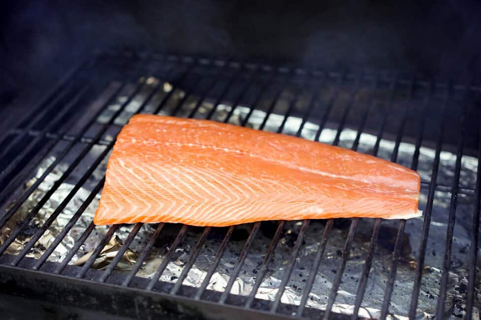 How Long to Cook Salmon on Electric Grill: Perfect Timing Tips