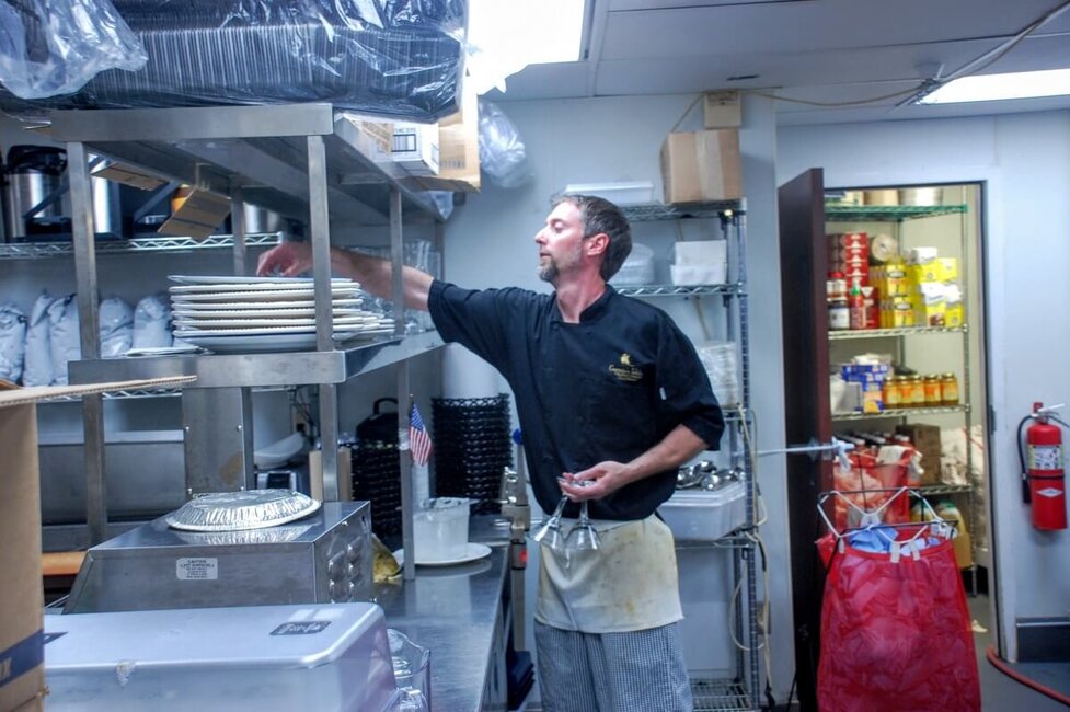 The kids in the kitchen at Captain's Table - OceanCity.com