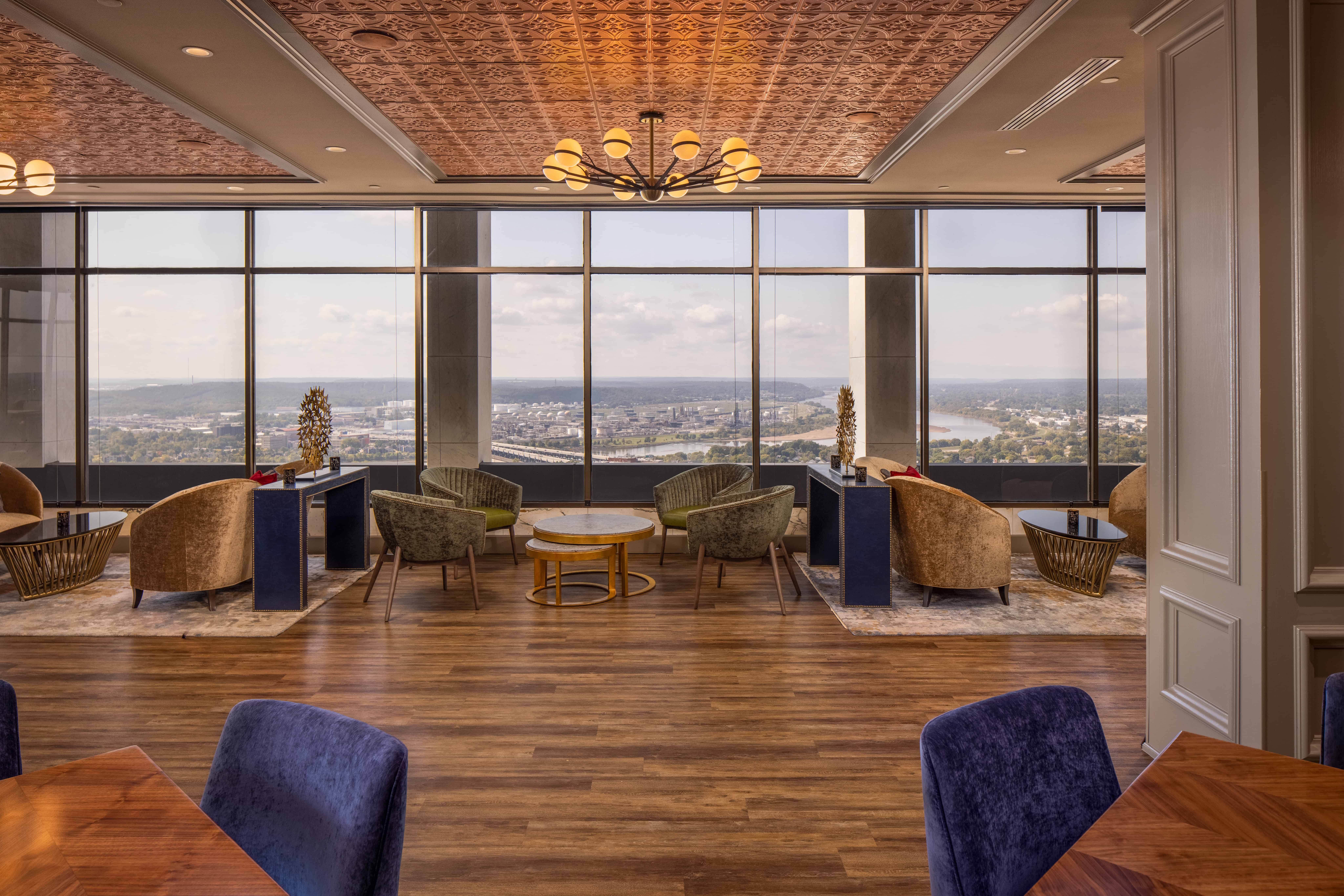 Summit Club of Tulsa - PHX Architecture by Mel Willis