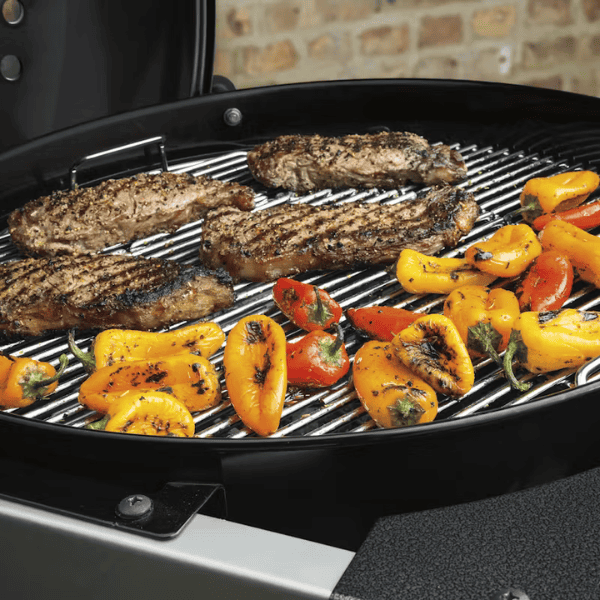 Parrilla Weber Performer Deluxe Gourmet GBS a Carbón de 22"