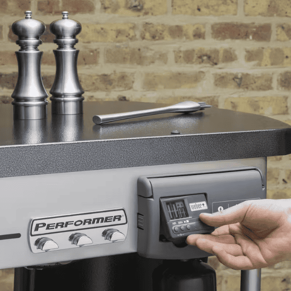 Parrilla Weber Performer Deluxe Gourmet GBS a Carbón de 57cm