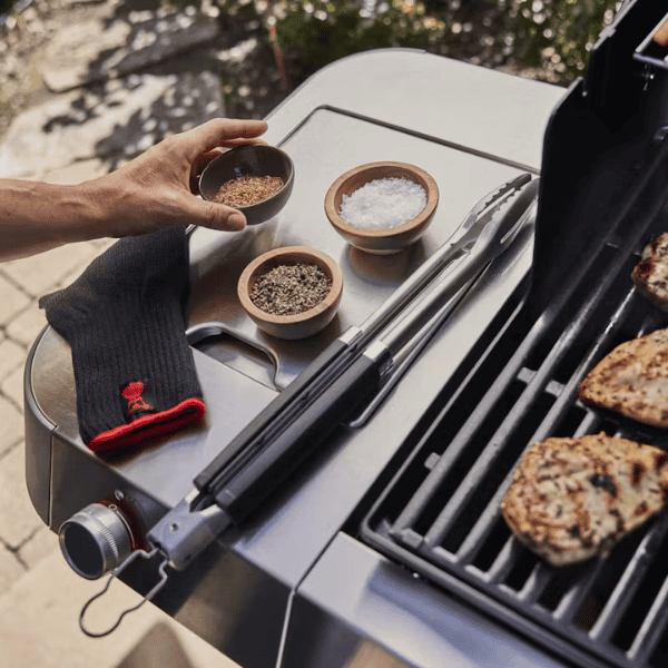 Parrilla Weber Genesis E-335 de Propano líquido