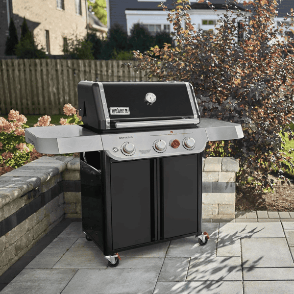 Parrilla Genesis E-325W Butano o propano de 3 quemadores
