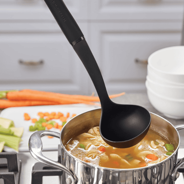Cucharon KitchenAid Clásico para Sopas